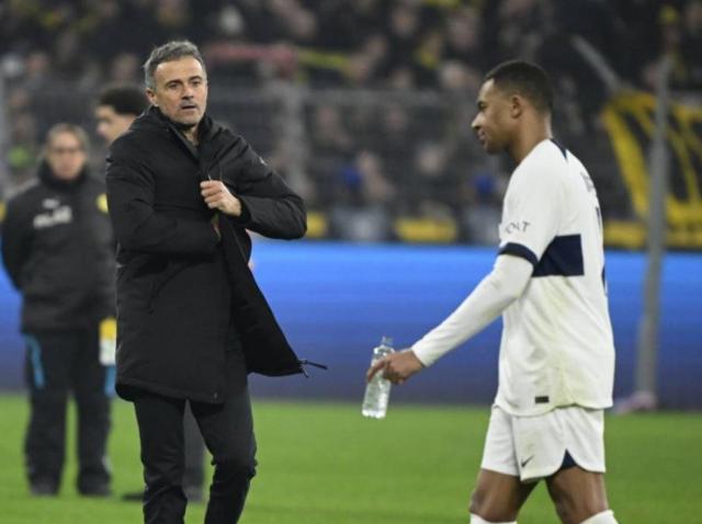 HTH华体会-【揭秘】姆巴佩对恩里克很不满意！又被打中锋惹毛了