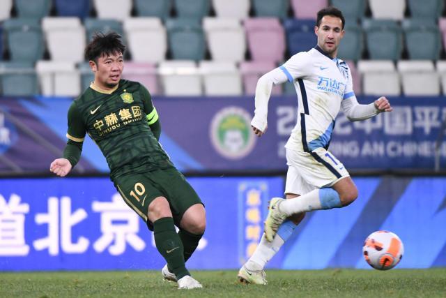 华体会官网-【中超】林良铭头槌+世界波 北京国安1比3大连人